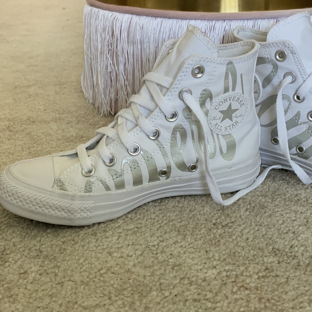 Converse - Picture 2 of 4